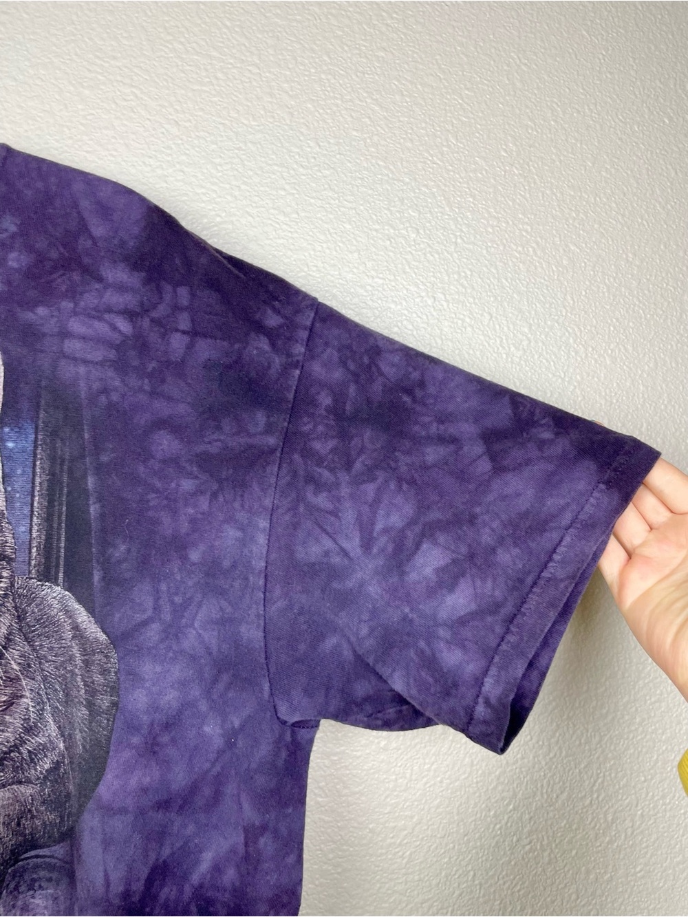 The Mountain Men's XL The Fortune Teller Cat Classic Cotton T-Shirt Magic Purple - Picture 3 of 12